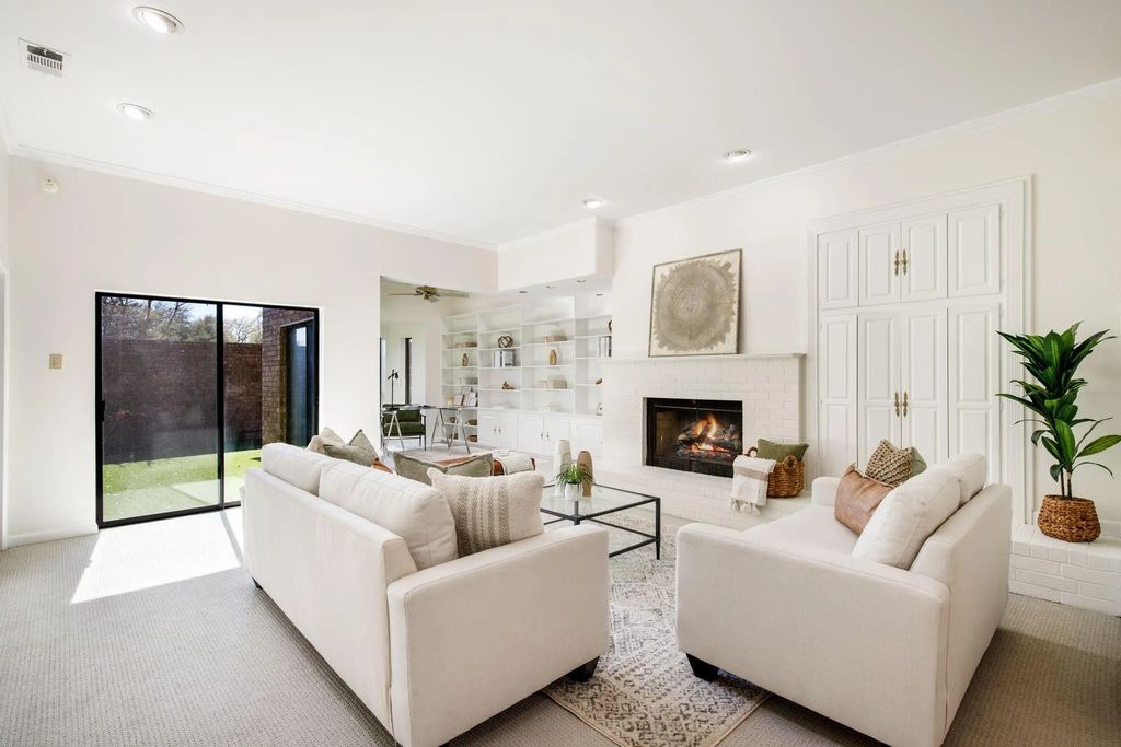3441 Courtyard Circle, Farmers Branch