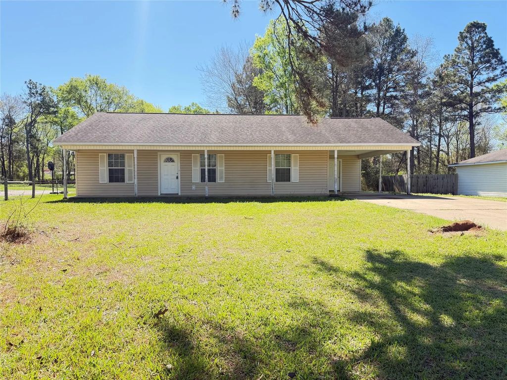 2502 Davisville Road, Lufkin