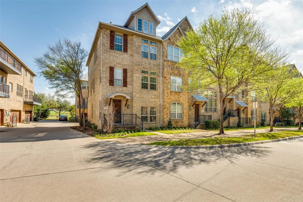 6490 Riviera Drive, Irving