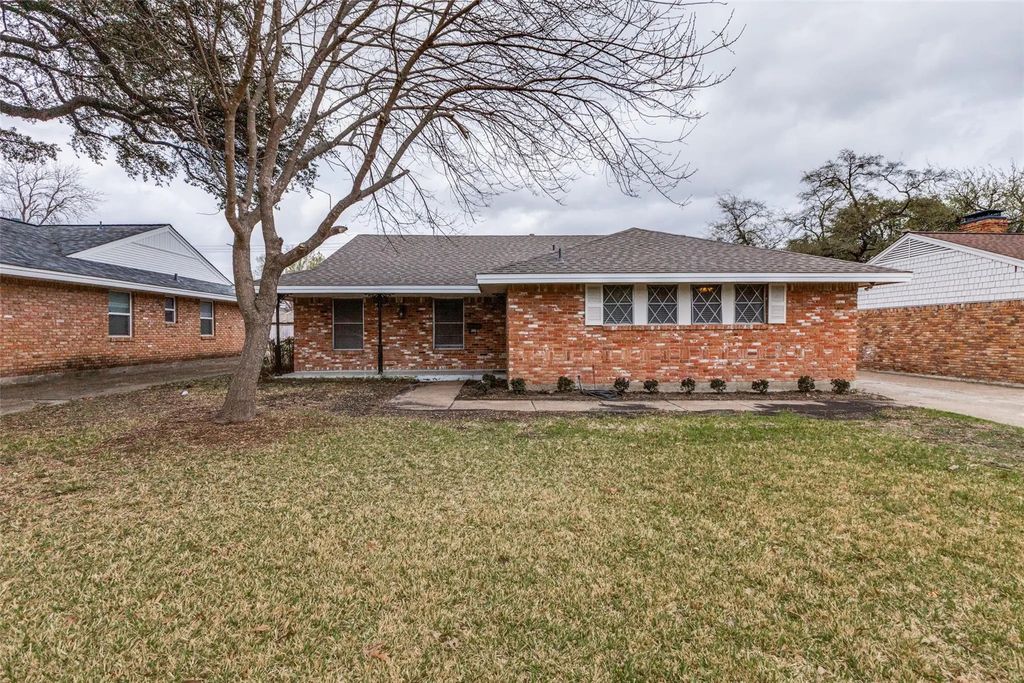 10535 Chesterton Drive, Dallas