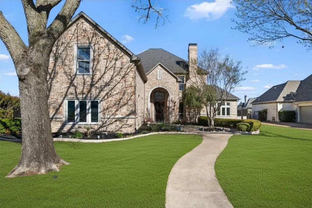 912 Country Club Drive, Heath