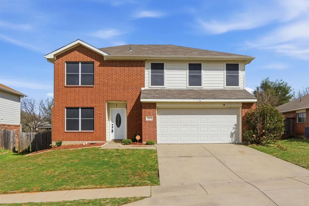 1613 Hedgewood Trail, Fort Worth