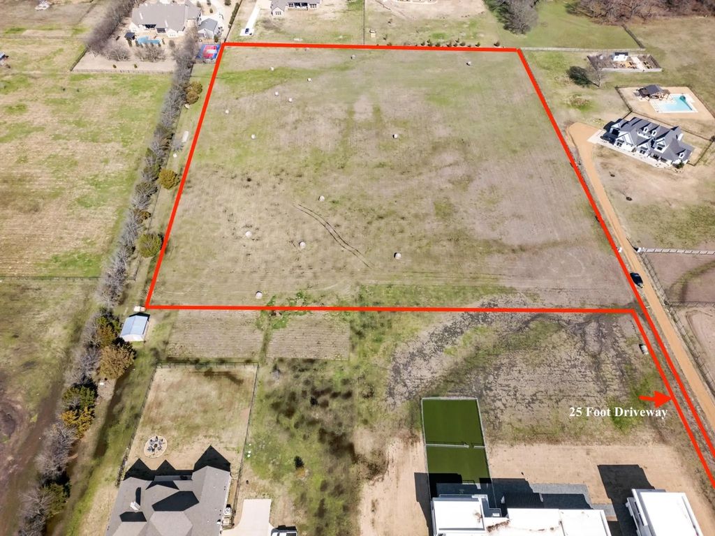 1441 E Winningkoff Road, Lucas