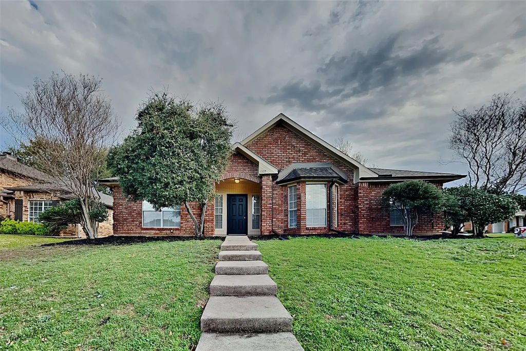 1327 E Branch Hollow Drive, Carrollton