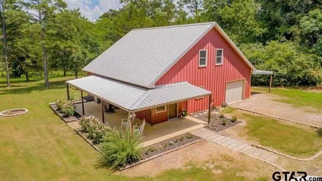 249 Private Road 6936, Alba