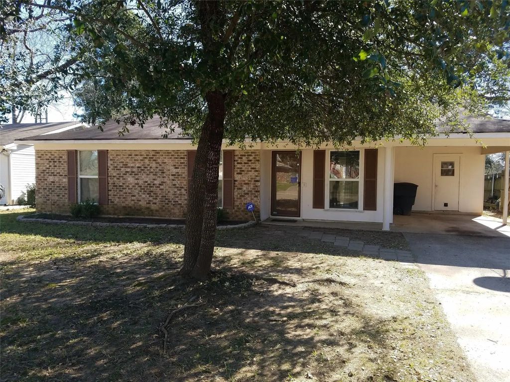 9025 Lone Oak Drive, Shreveport