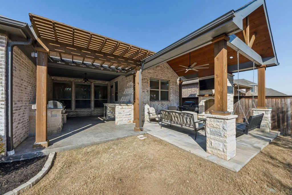 1910 Legendary Reef Way, Wylie