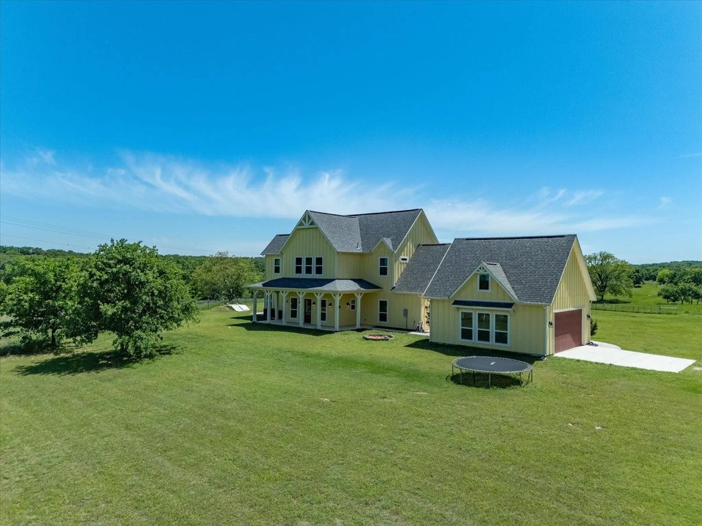 2025 County Road 1792, Sunset