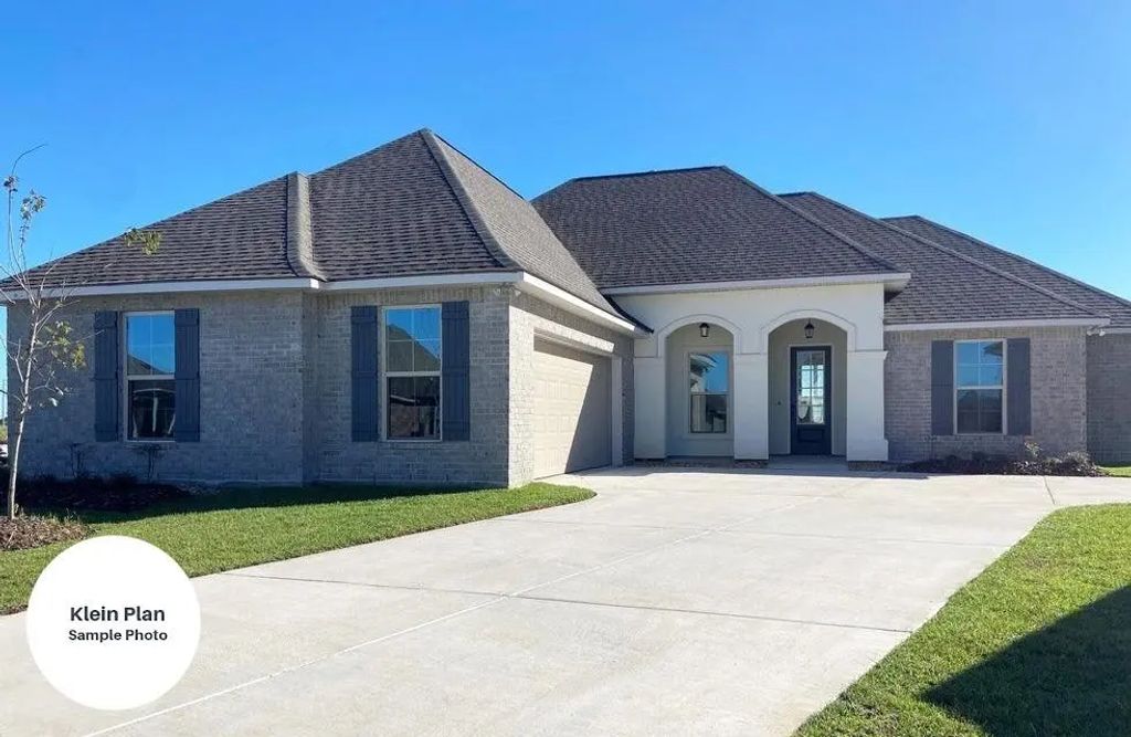 416 Merestone Crossing, Benton