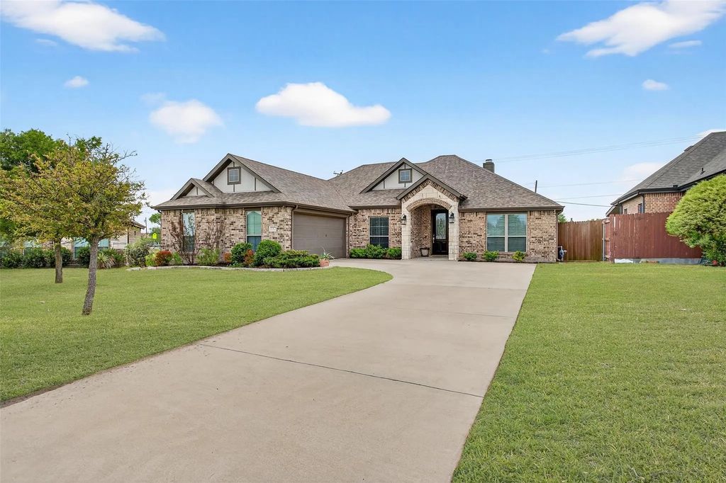 102 S Meadow Drive, Ferris