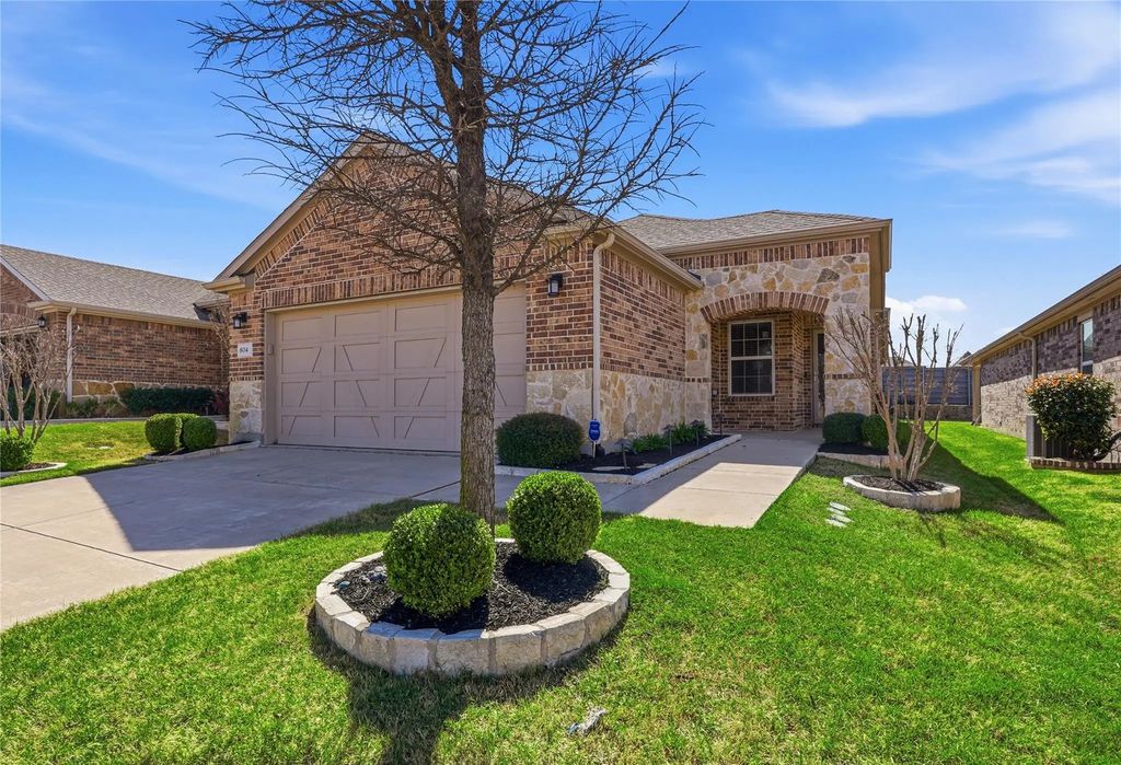 804 Freedom Lane, Little Elm