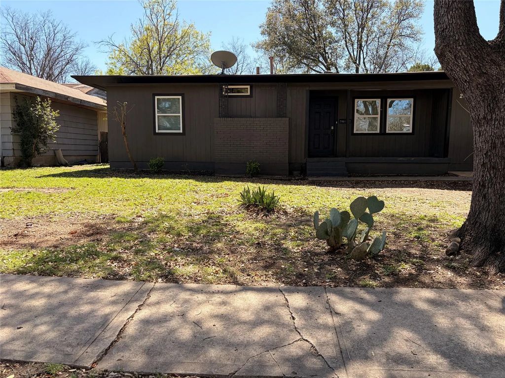 2408 Norwood Drive, Dallas