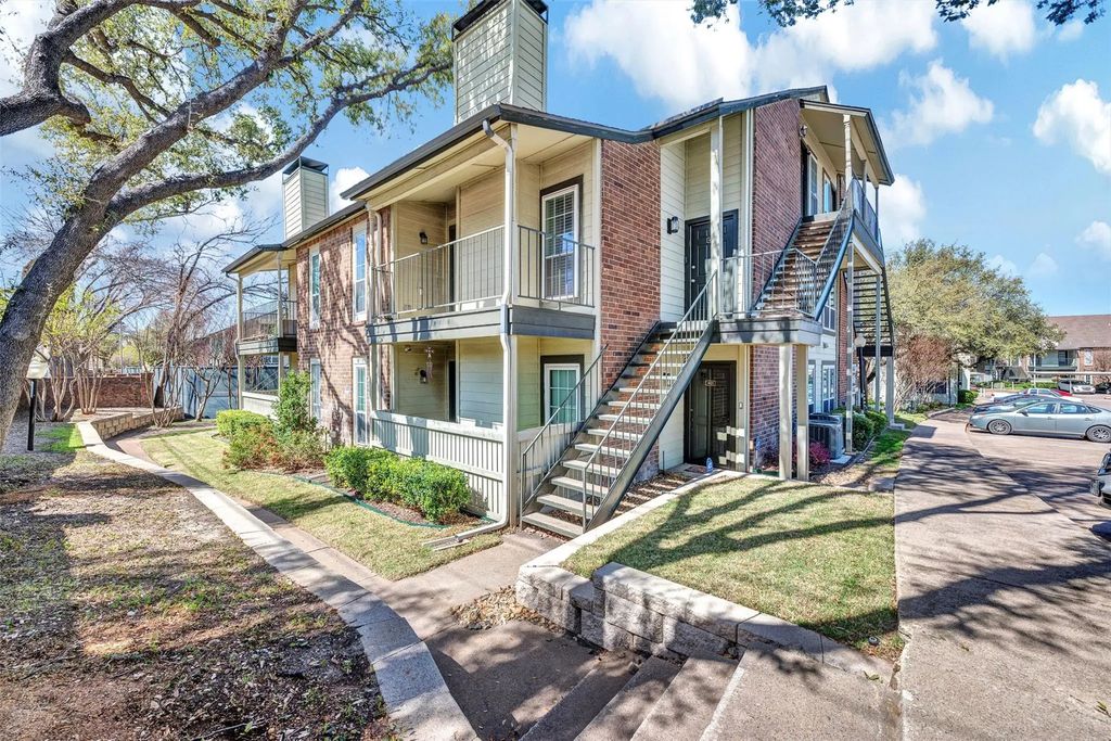 5981 Arapaho Road 402, Dallas