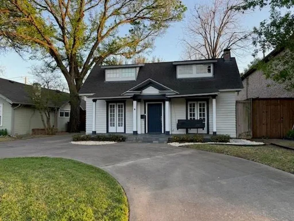 5828 Prospect Avenue, Dallas