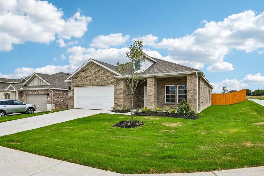 445 Suffolk Drive, Ferris