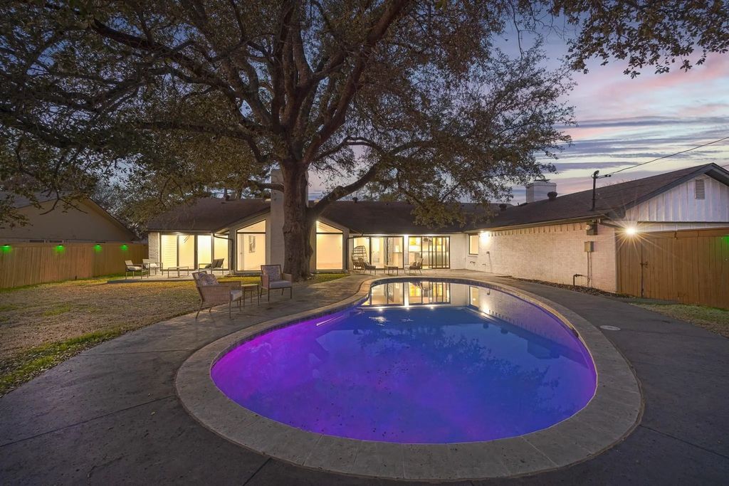 4048 Allencrest Lane, Dallas