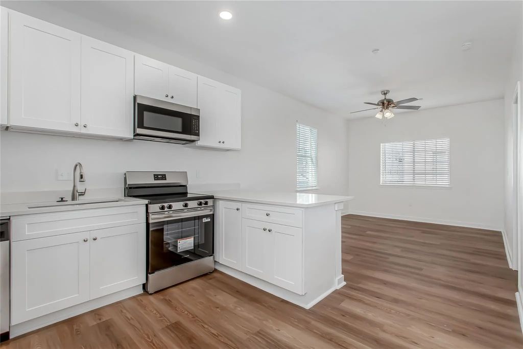 4713 Virginia Avenue E, Dallas