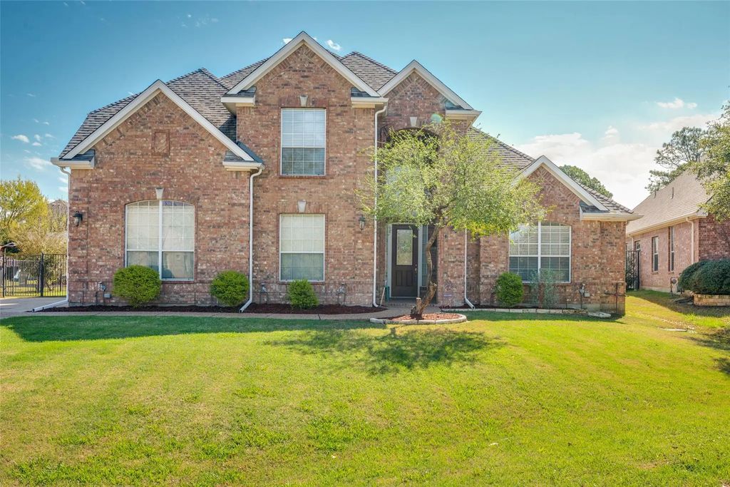 110 Paradise Cove, Shady Shores