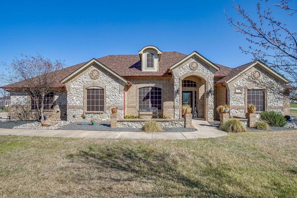 515 Morrow Road, Springtown
