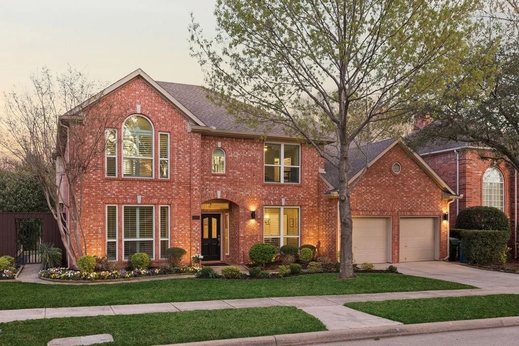 1008 Glen Chester Drive, Flower Mound