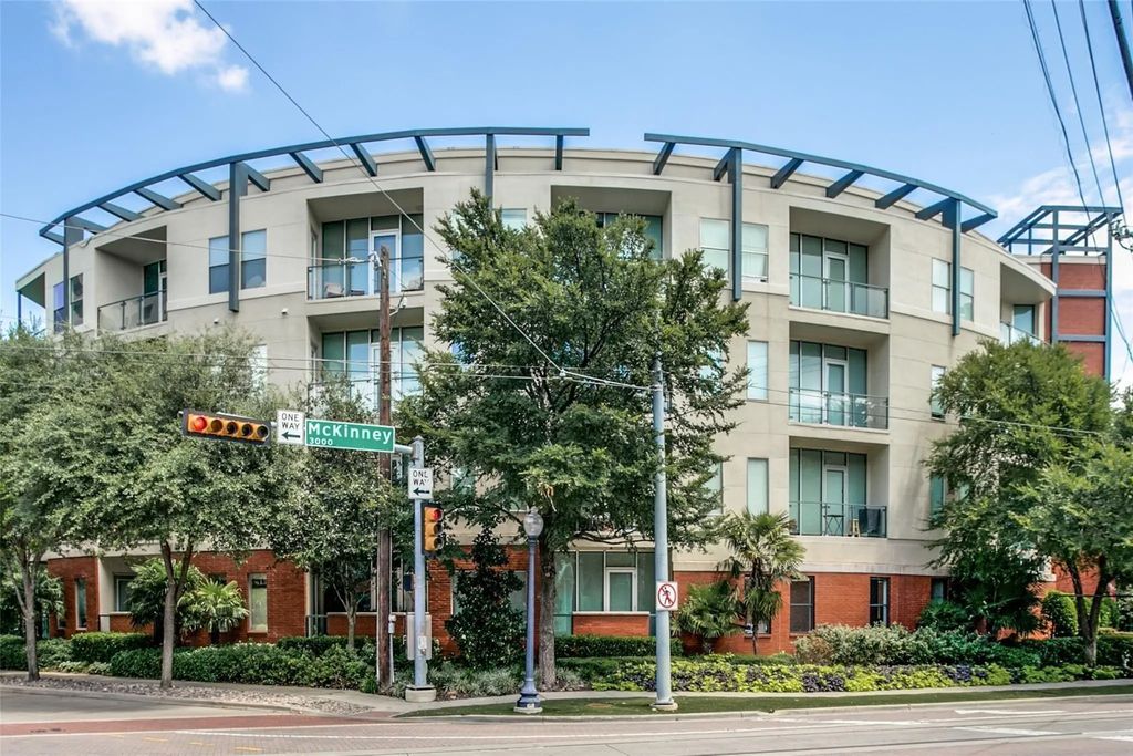 2950 Mckinney Avenue 301, Dallas