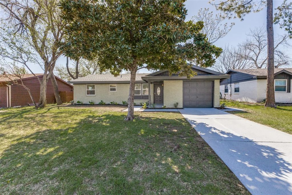 2950 Windmill Lane, Farmers Branch
