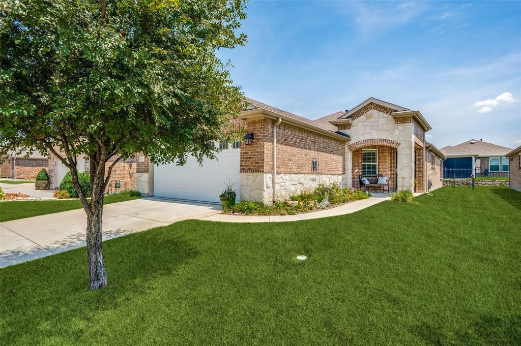 6726 Hickory Creek Drive, Frisco