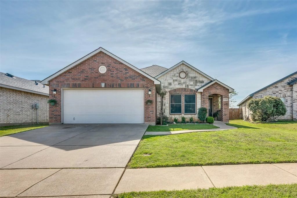 10637 Flagstaff Run, Fort Worth