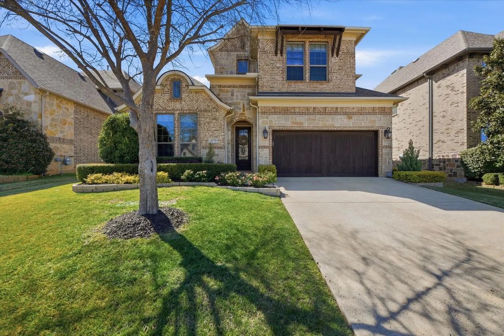 4370 Eastwoods Drive, Grapevine
