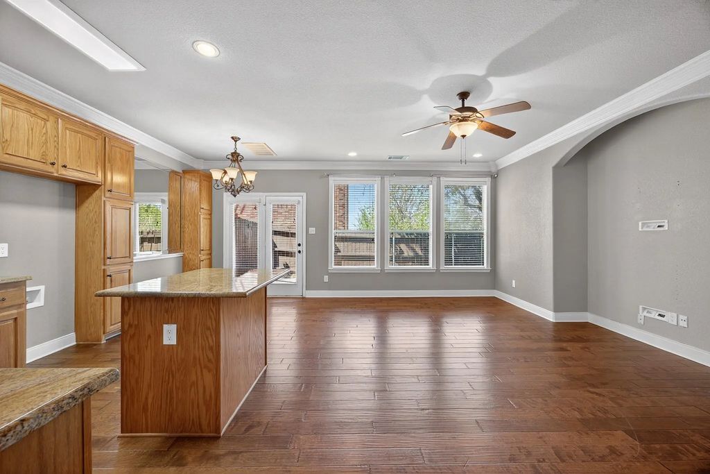 2940 Europa Drive, Grand Prairie