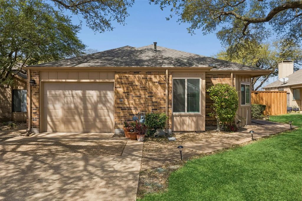4111 Rosser Square, Dallas