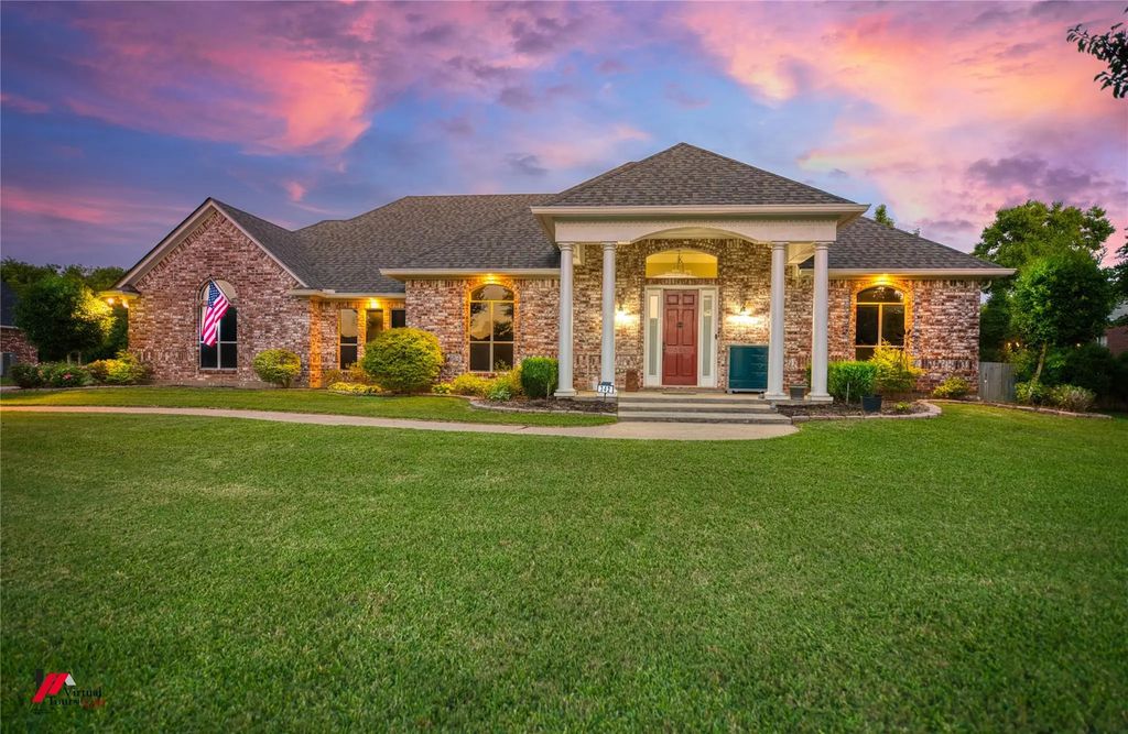 342 Hunters Hollow, Bossier City