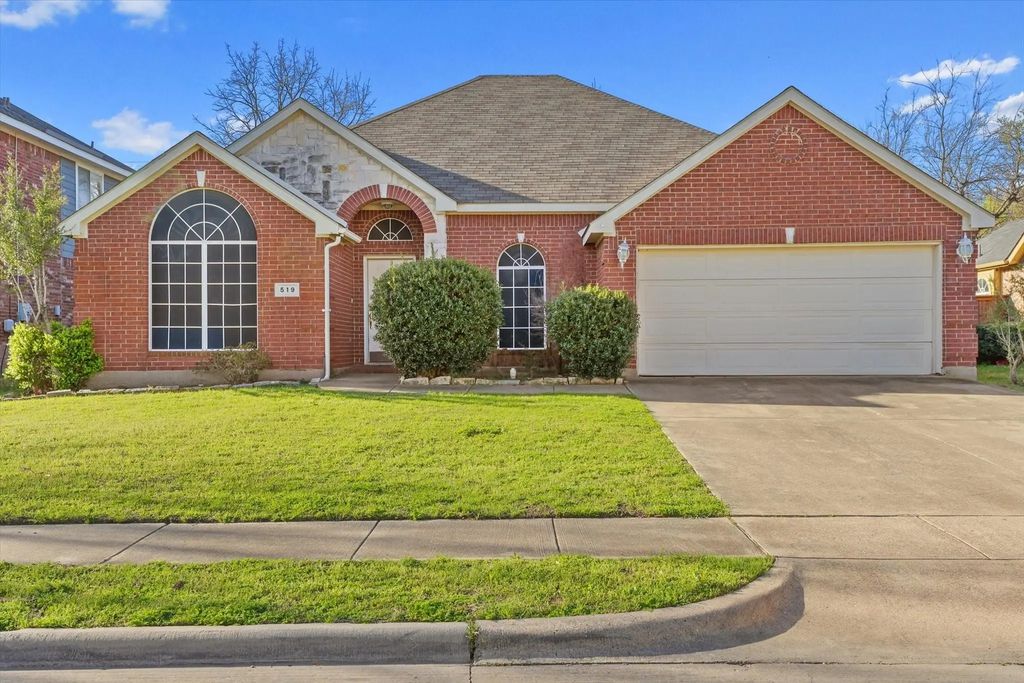 519 Delores Drive, Grand Prairie