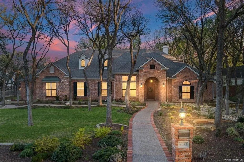 2021 Rockbridge Road, Waco