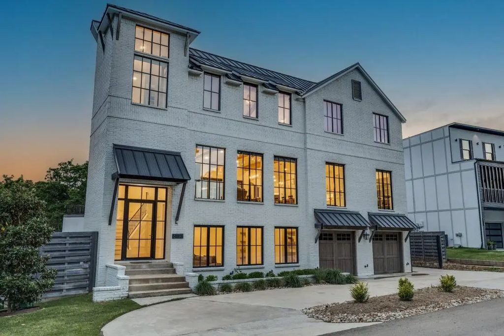 6903 Red Bud Drive, Flower Mound