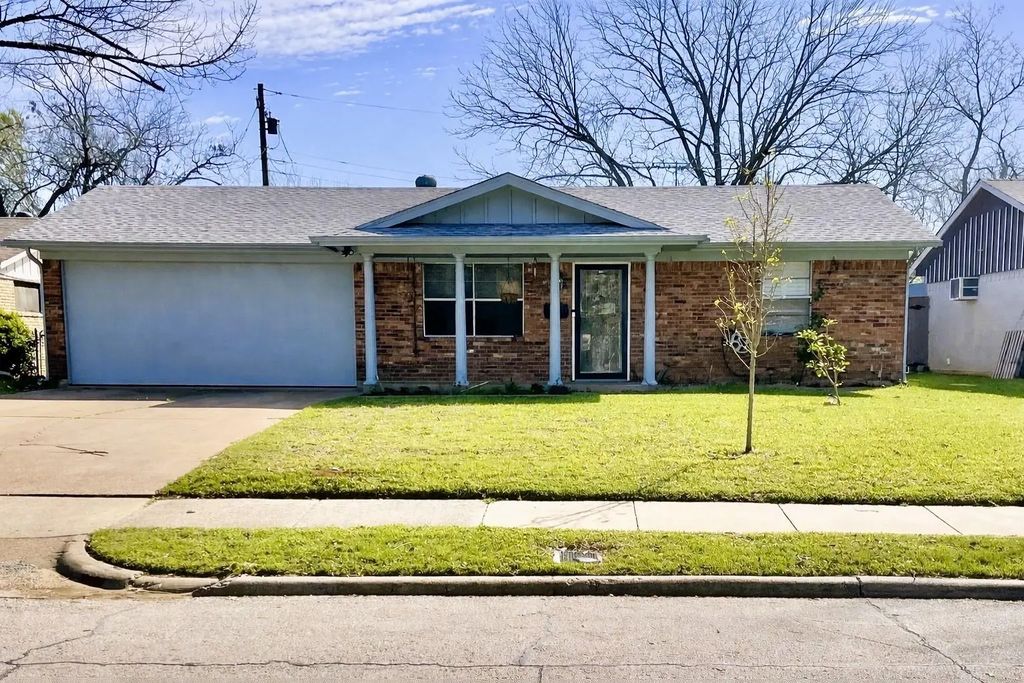 412 Elaine Drive, Irving