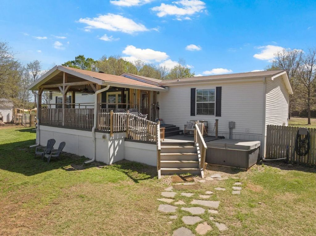 535 Ne County Road 2060, Mount Vernon