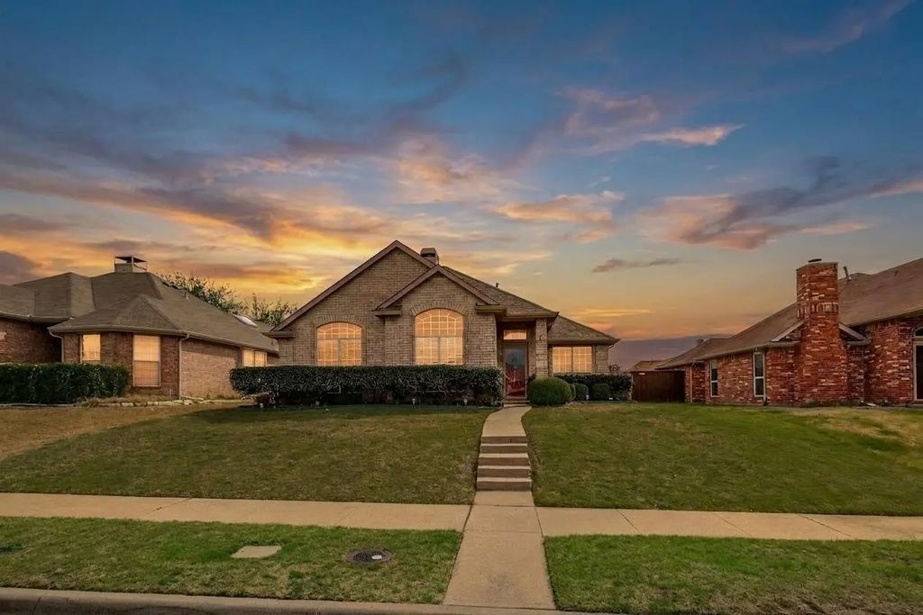 10059 Cambridge Drive, Frisco