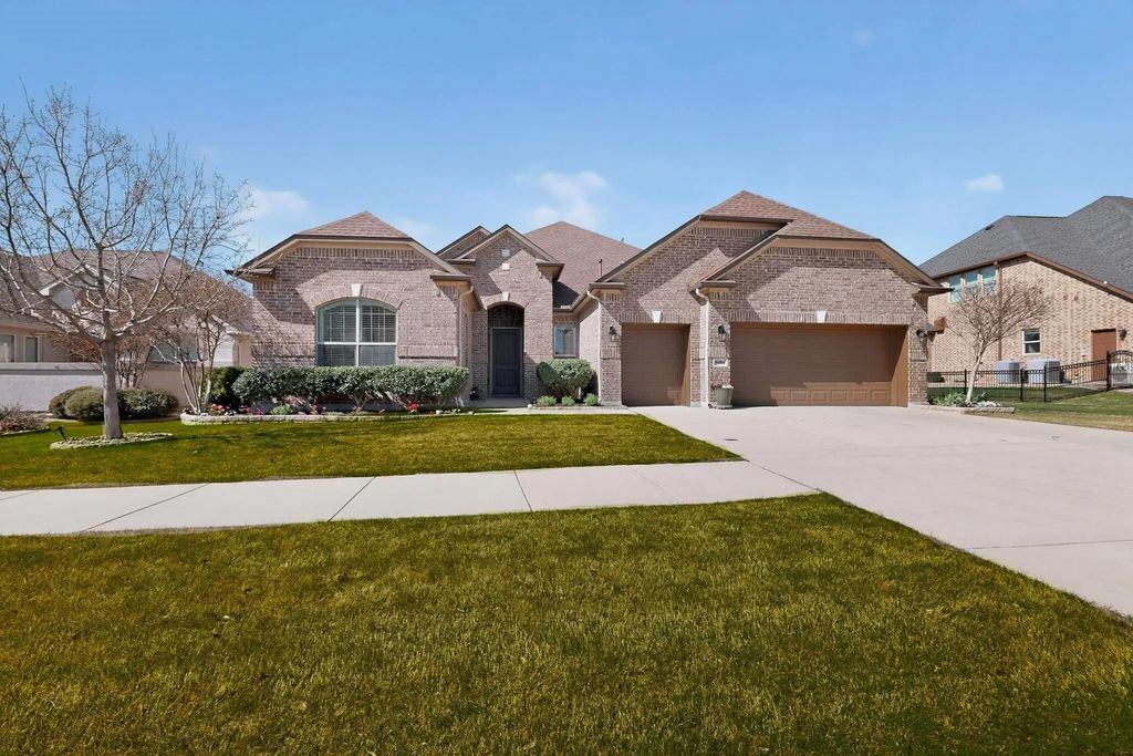 9404 Crestview Drive, Denton