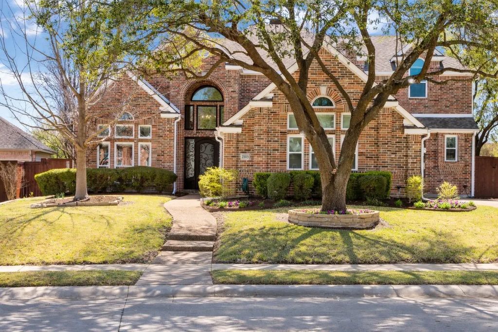 2103 Clematis Court, McKinney