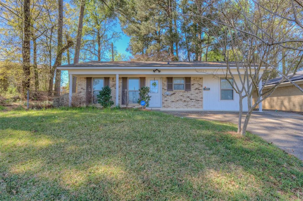 9248 N Southland Park Drive, Shreveport