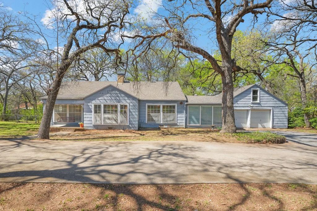 825 Sam Calloway Road, Fort Worth