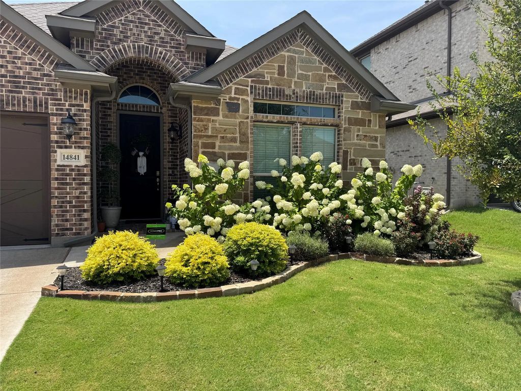 14841 Gladstone Drive, Aledo