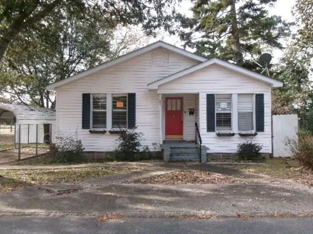111 3rd Street, Minden