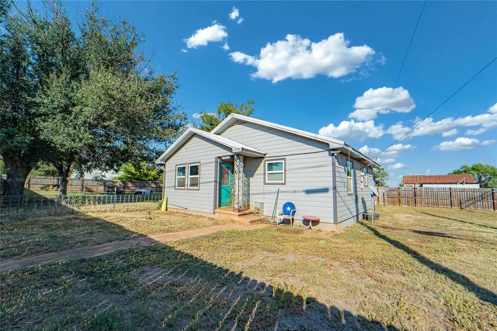844 N Us Highway 183, Breckenridge