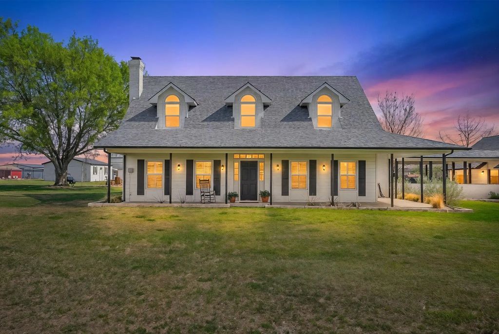 10638 Cr 1016, Burleson
