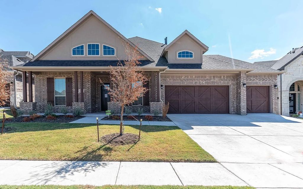1907 Rondinella Drive, McLendon Chisholm