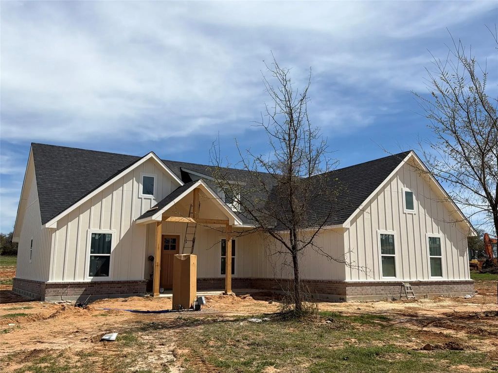121 Graystone, Weatherford