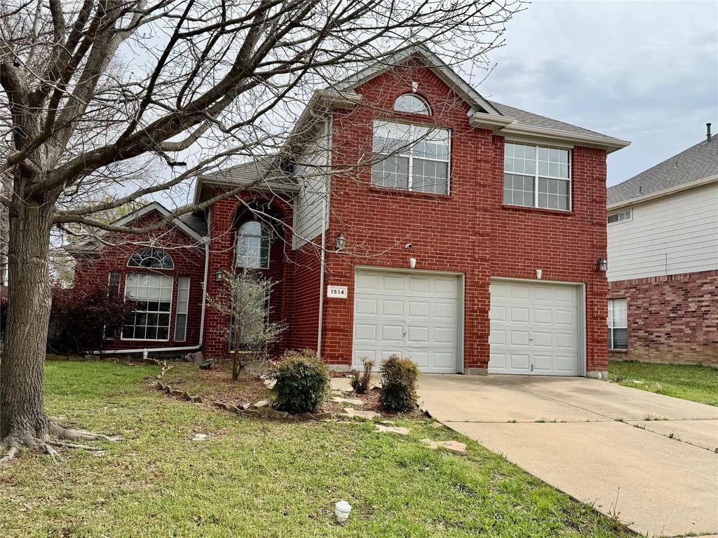 1514 Brighton Drive, Mansfield