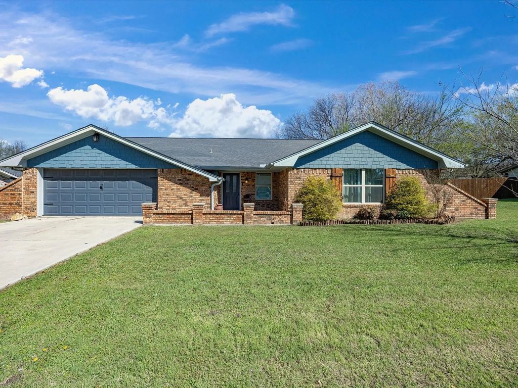 401 Brookhollow Street, Decatur